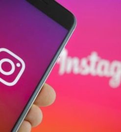 Instagram for Education: Connecting with Students and Sharing Knowledge